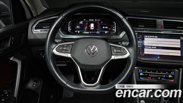 Volkswagen Tiguan Allspace 2023 — ფოტო 14/20