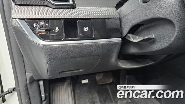 Kia Sportage 2022 — фото 18 из 20
