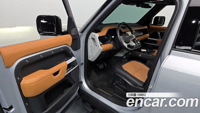 Land Rover Defender 2024 — ფოტო 10/20