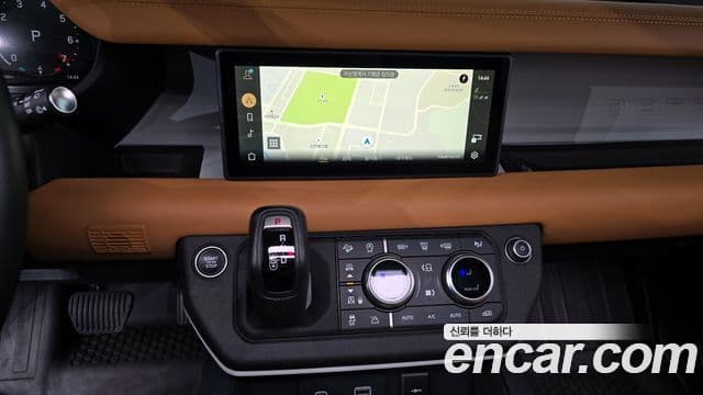 Land Rover Defender 2024 — ფოტო 17/20