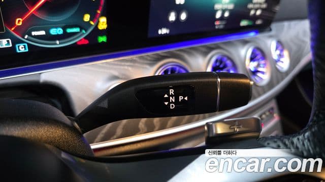 Mercedes-Benz CLS-Class 2022 — Photo 13/21