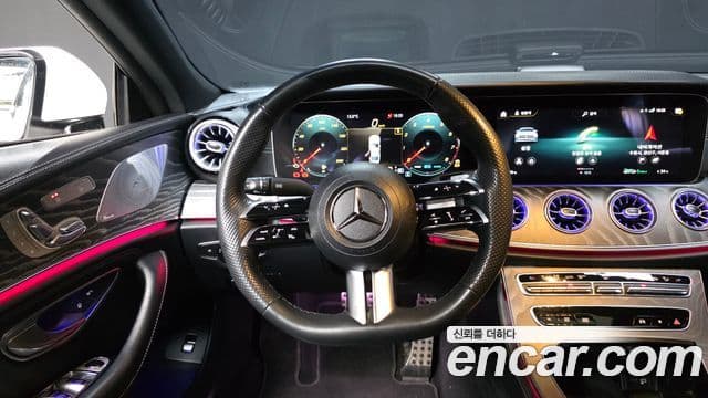 Mercedes-Benz CLS-Class 2022 — Photo 20/21