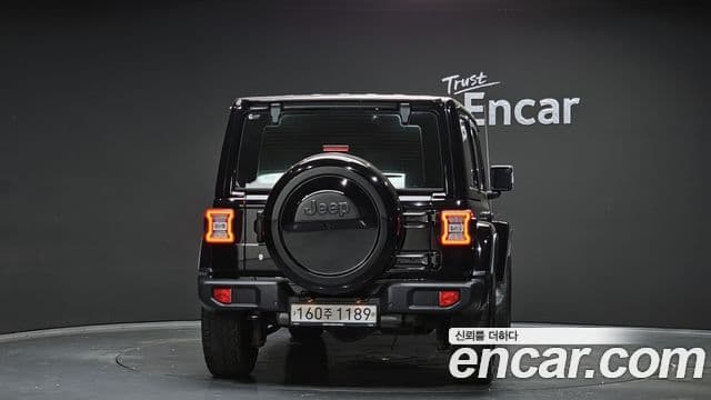 Jeep Wrangler 2019 — Şəkil 4/20