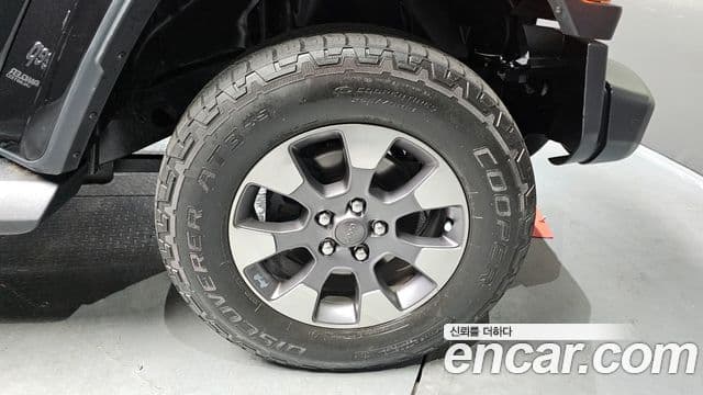 Jeep Wrangler 2019 — Şəkil 5/20