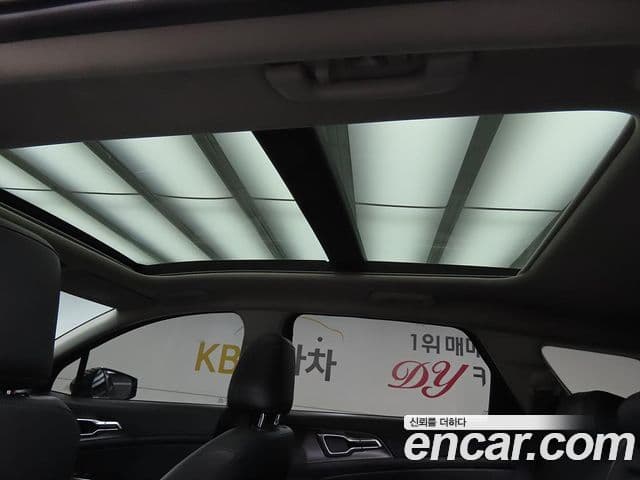 Kia Sportage 2023 — Şəkil 17/20