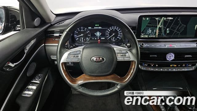 Kia The K9 2018 — фото 13 из 20