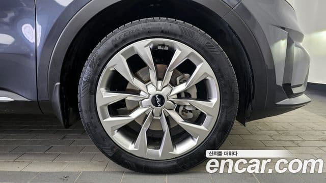 Kia Sorento 2022 — фото 5 из 20