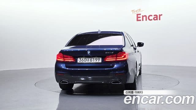 BMW 5 Series 2020 — ფოტო 3/20