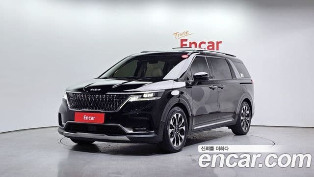Kia Carnival 2022 — ფოტო 1/20