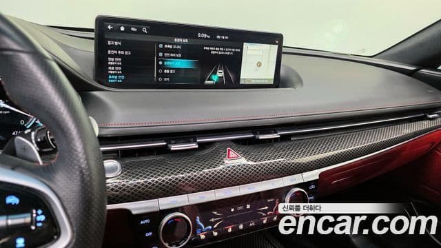 Genesis Electrified G80 2023 — фото 14 из 20
