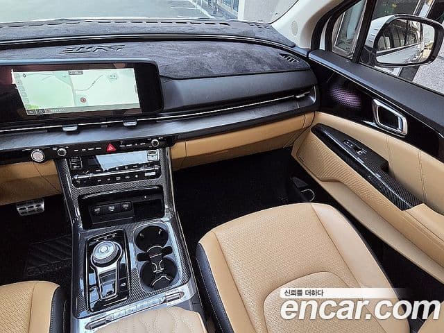 Kia Carnival 2020 — фото 7 из 20