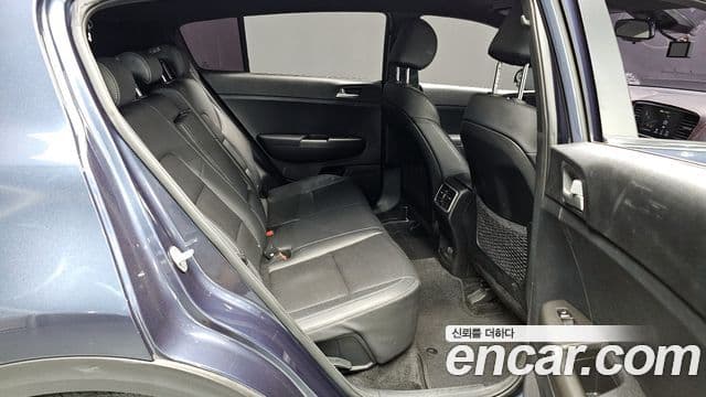 Kia Sportage The Bold 2019 — ფოტო 15/20
