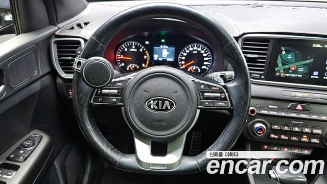 Kia Sportage The Bold 2019 — ფოტო 17/20