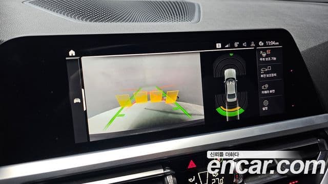 BMW 3 Series 2019 — фото 14 из 20