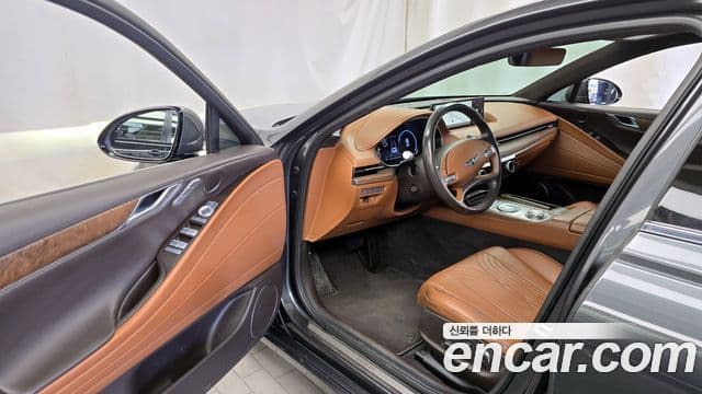 Genesis Electrified G80 2021 — Şəkil 10/20