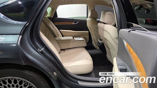 Genesis Electrified G80 2021 — Şəkil 11/20