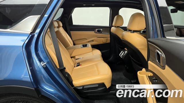Kia Sorento 2021 — фото 12 из 20