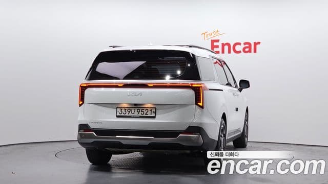 Kia Carnival 2024 — Şəkil 4/20