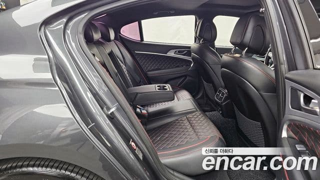 Genesis G70 2018 — ფოტო 12/20