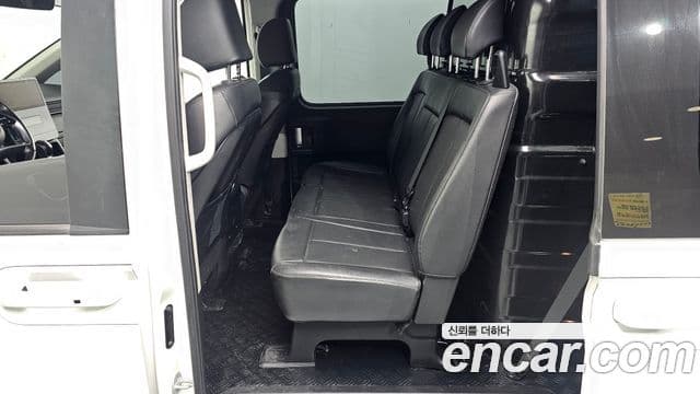Hyundai Staria 2022 — ფოტო 11/20
