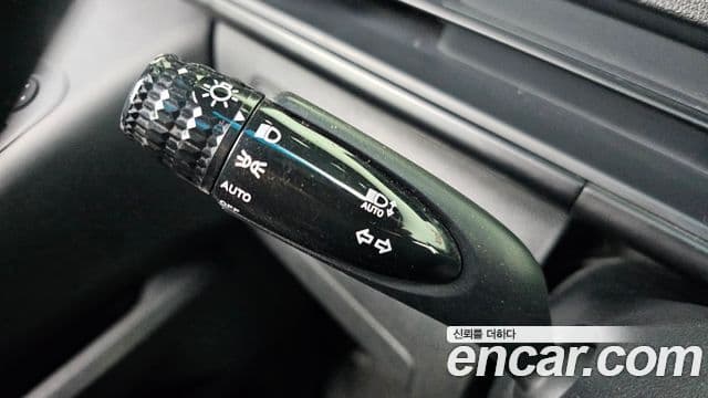 Hyundai Staria 2022 — ფოტო 16/20