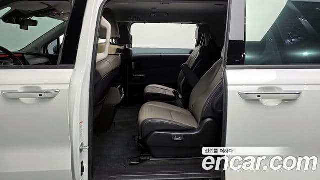 Kia Carnival 2024 — ფოტო 12/20