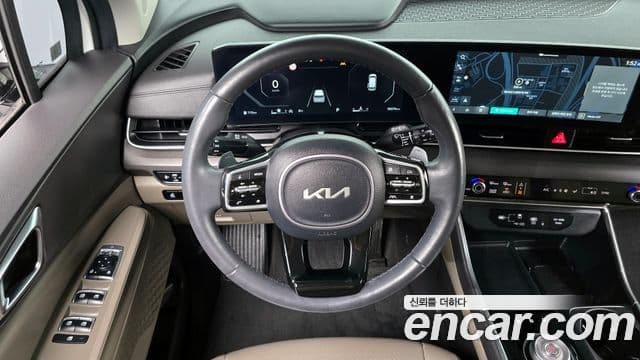 Kia Carnival 2024 — ფოტო 13/20