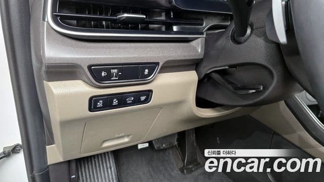 Kia Carnival 2024 — ფოტო 14/20