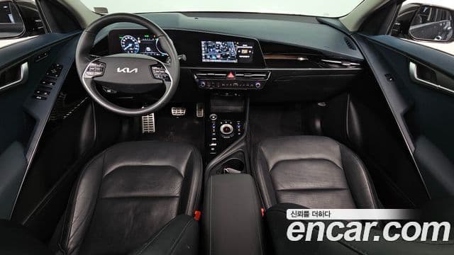 Kia Niro 2022 — фото 7 из 20