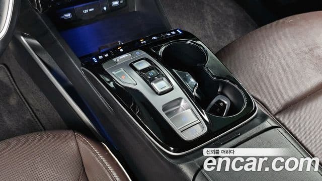 Hyundai The New Tucson 2022 — ფოტო 9/20