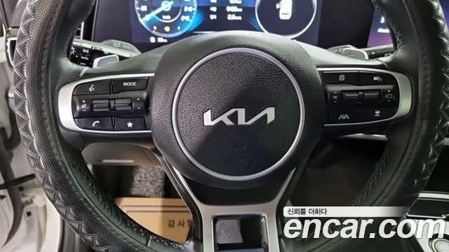 Kia Sportage 2024 — ფოტო 8/18
