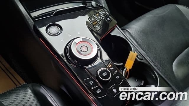 Kia Sportage 2024 — ფოტო 11/18