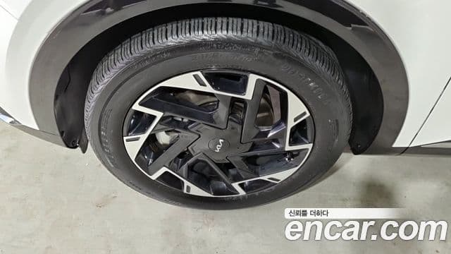 Kia Sportage 2024 — ფოტო 18/18