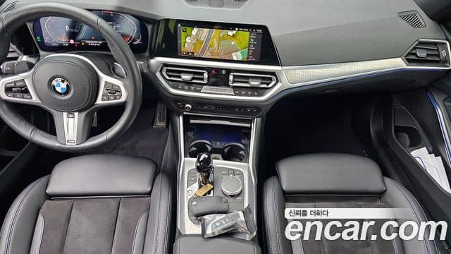 BMW 3 Series 2022 — фото 10 из 20