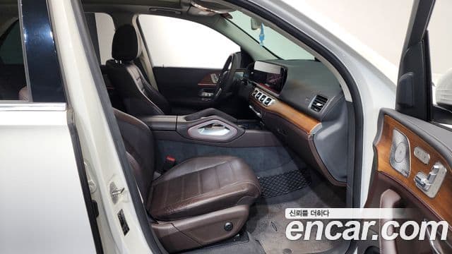 Mercedes-Benz GLE-Class 2020 — фото 11 из 20
