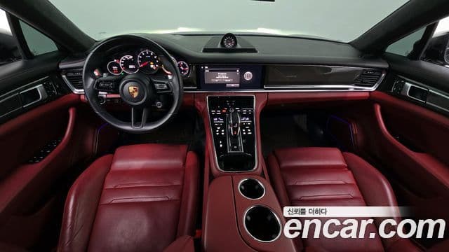 Porsche Panamera 2022 — фото 7 из 20