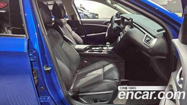 Genesis G70 2020 — фото 10 из 20