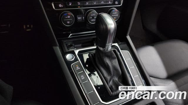 Volkswagen Arteon 2019 — ფოტო 9/20