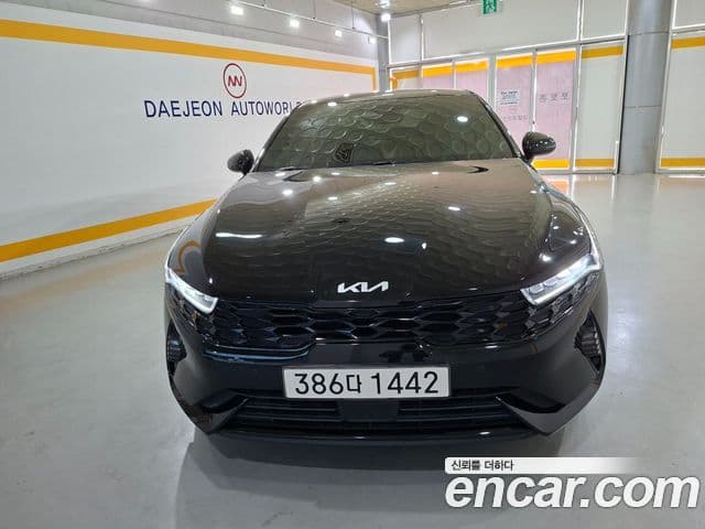 Kia K5 2023 — ფოტო 1/20