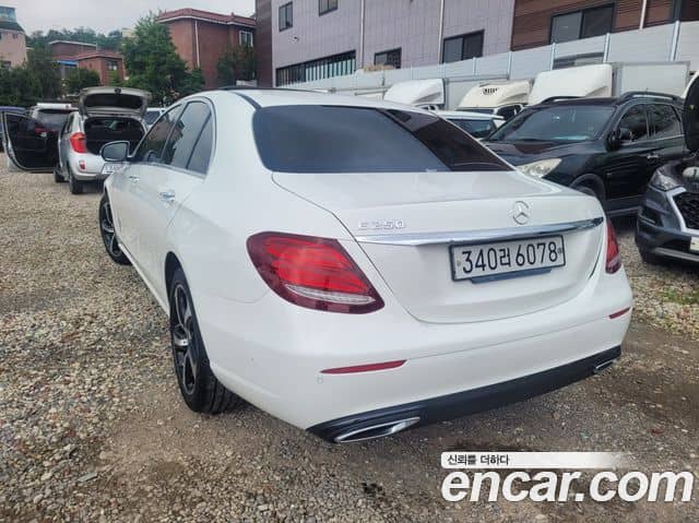 Mercedes-Benz E-Class, 2020