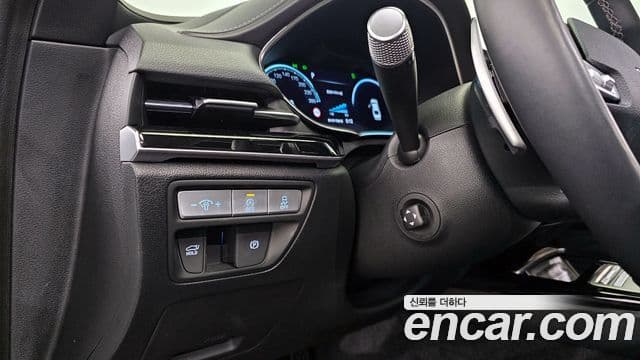 Genesis Electrified G80 2022 — ფოტო 14/20