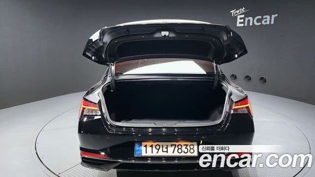 Hyundai Avante 2022 — Şəkil 20/20