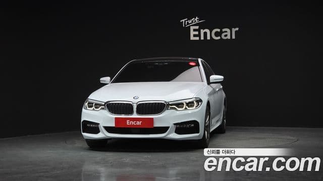 BMW 5 Series 2018 — ფოტო 2/20