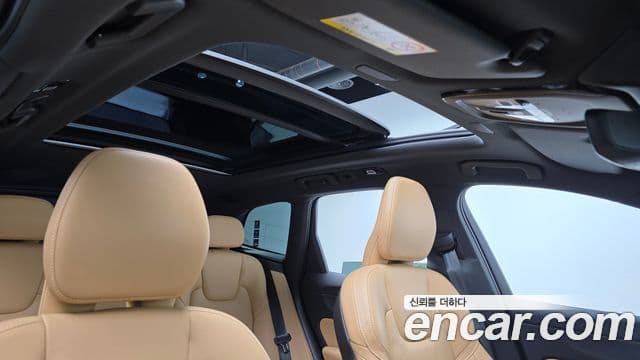 Volvo XC60 2024 — фото 17 из 20