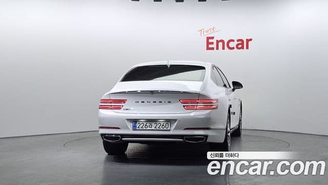 Genesis Electrified G80 2023 — ფოტო 4/20