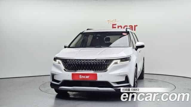 Kia Carnival 2023 — Şəkil 2/17