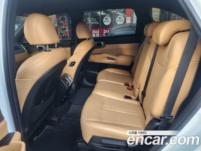 Kia Sorento 2022 — Şəkil 13/20