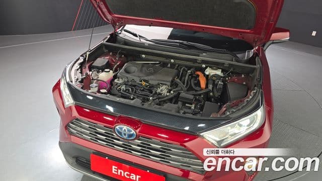 Toyota RAV4 2019 — Şəkil 6/20
