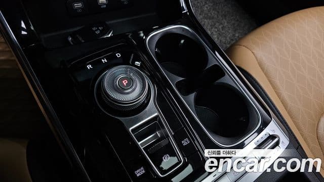 Kia Carnival 2022 — ფოტო 9/20
