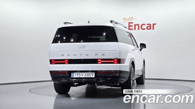 Hyundai Santa Fe 2023 — фото 4 из 20